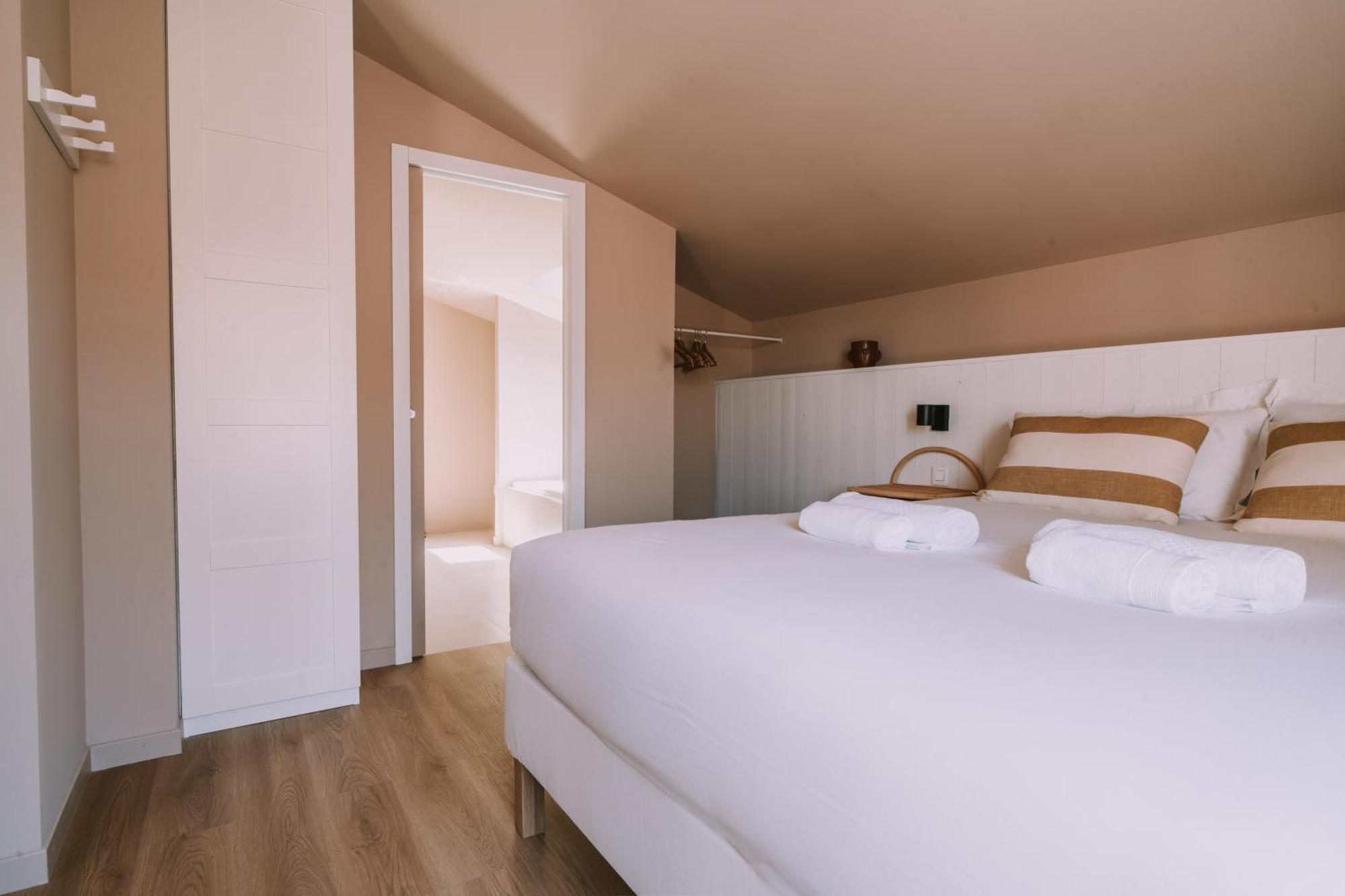 Quietude-Loft Neuf-Clim & Parking Apartment Roquefort-la-Bedoule Ngoại thất bức ảnh